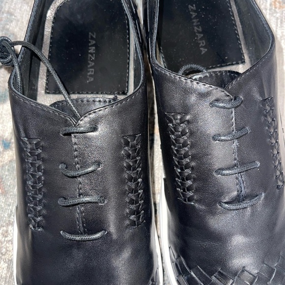 Zanzara Digital Woven Cap Toe Sneaker - Picture 7 of 9